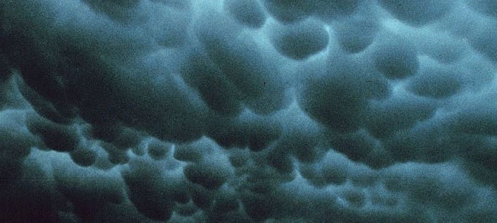 Двояковыпуклые облака